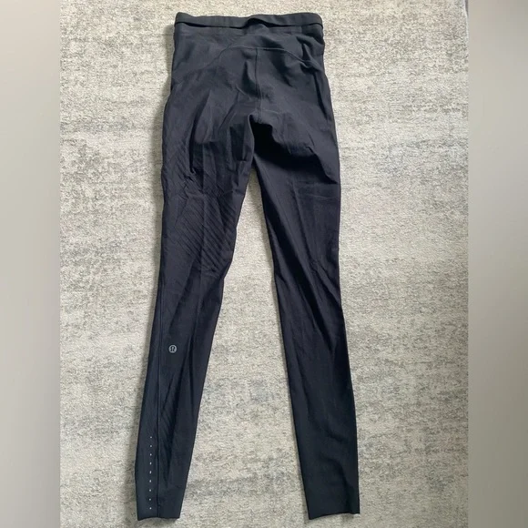 Lululemon Black High-Waisted Leggings - Picture 3 of 5